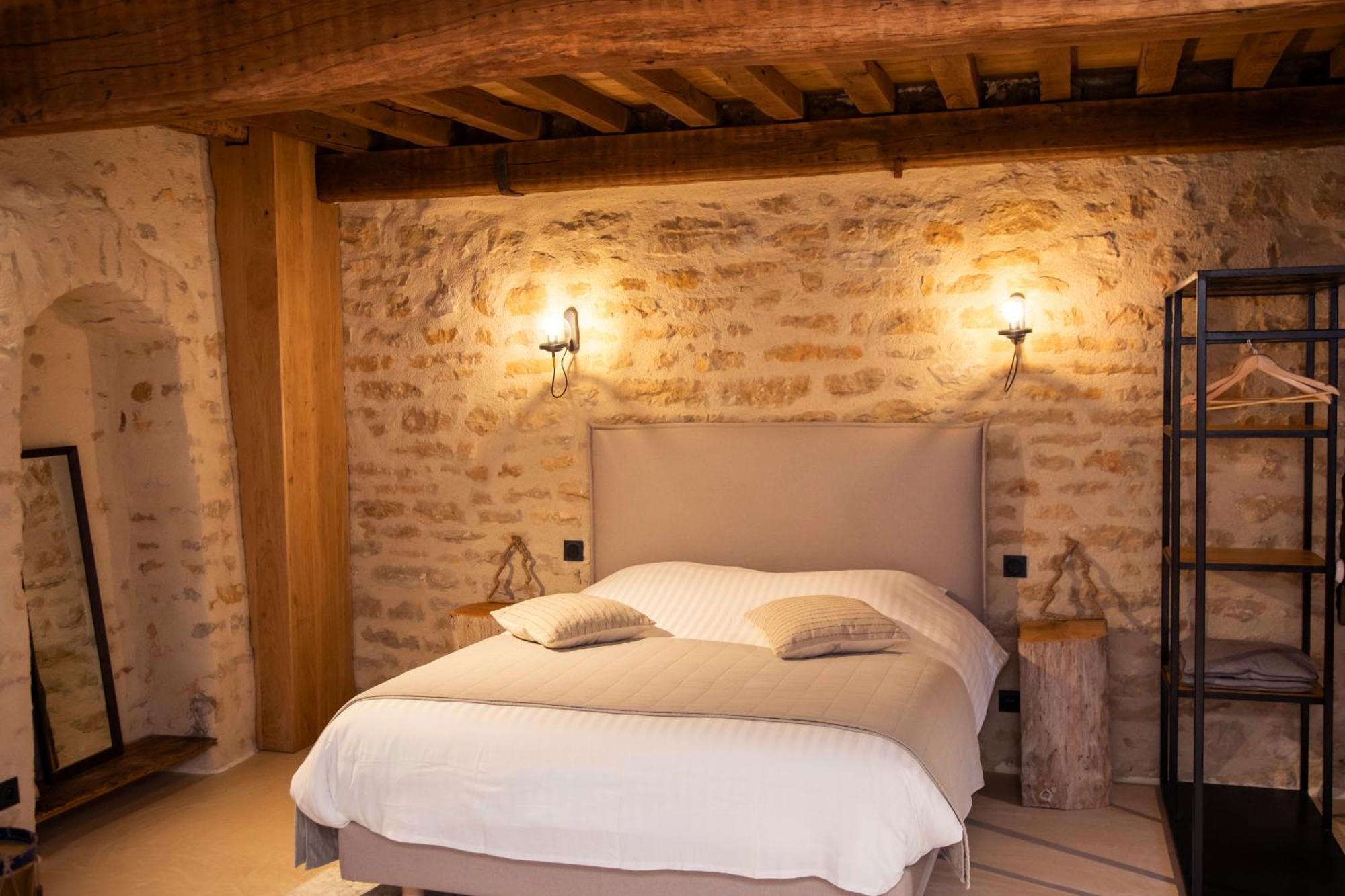 Chateauneuf Suites Zewnętrze zdjęcie