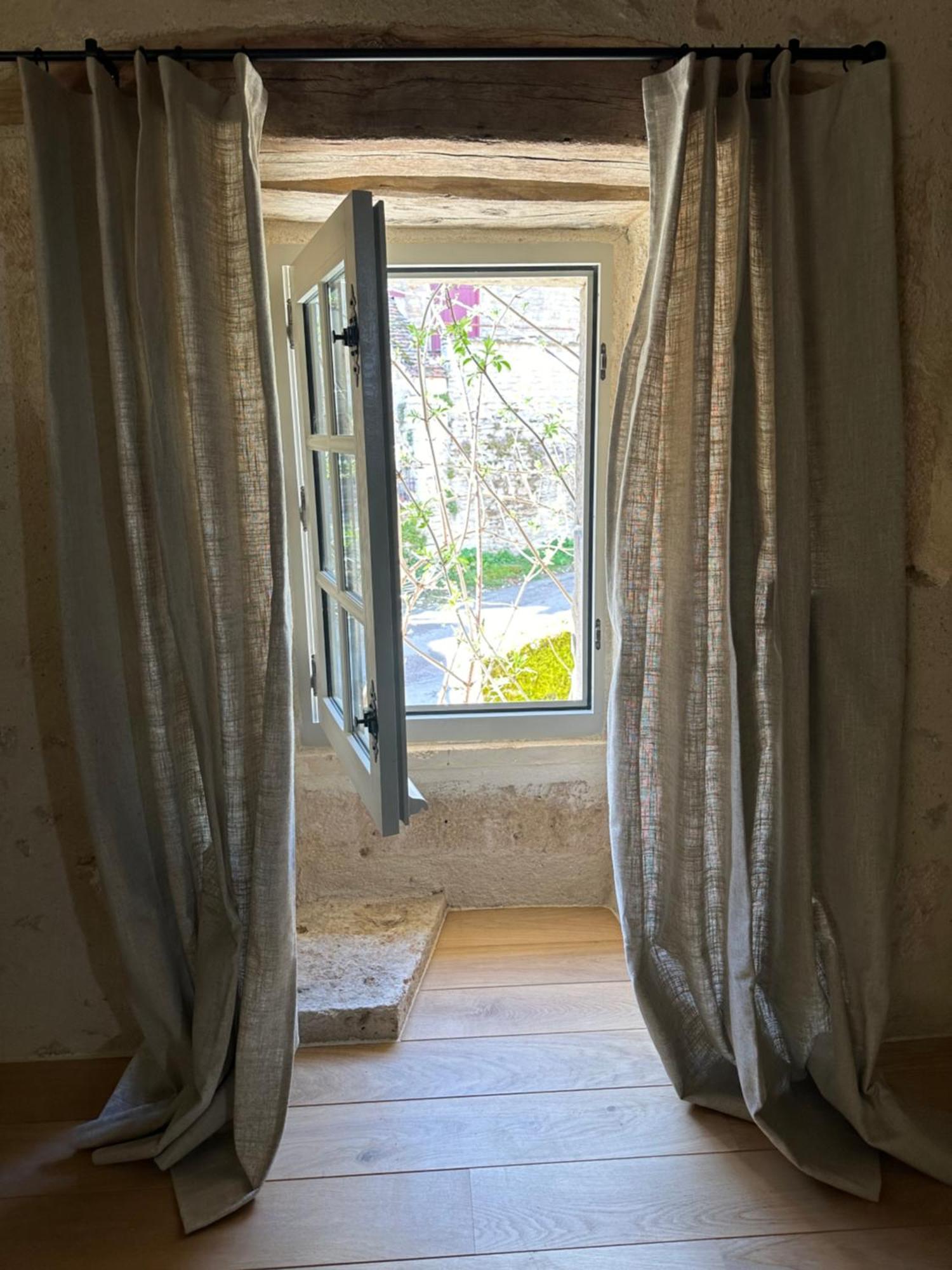 Chateauneuf Suites Zewnętrze zdjęcie