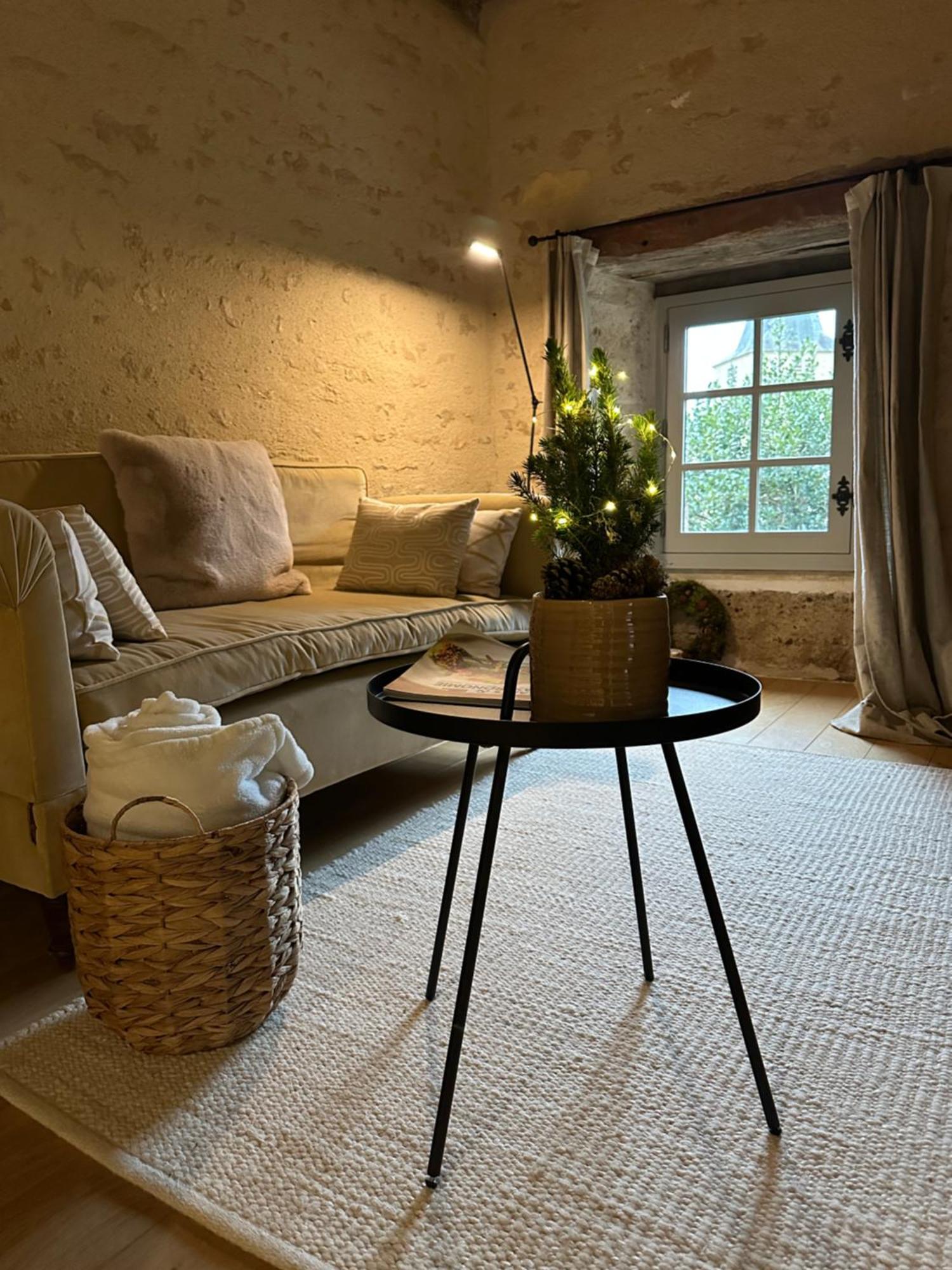 Chateauneuf Suites Zewnętrze zdjęcie
